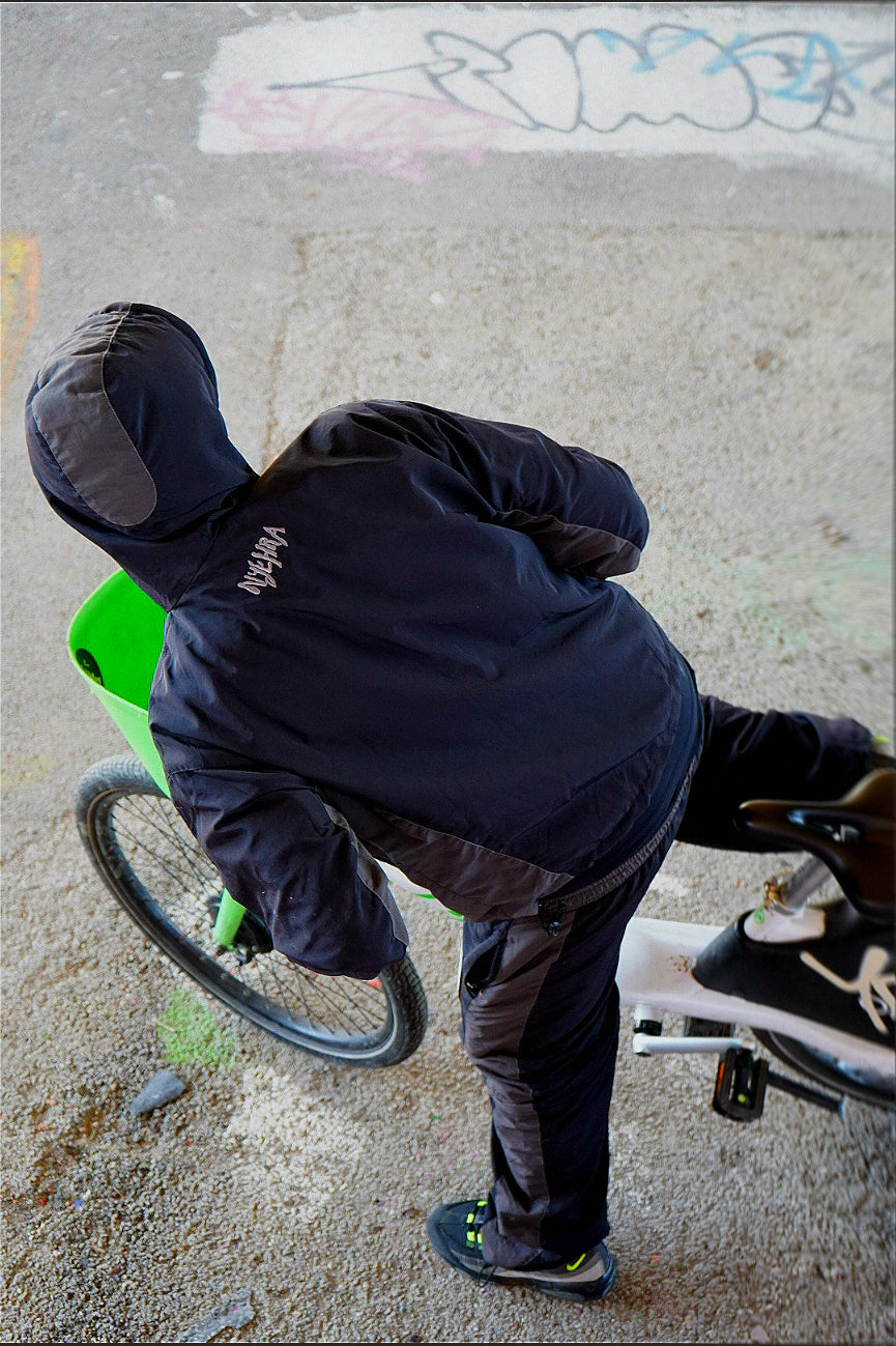 Nythra blackout track jacket